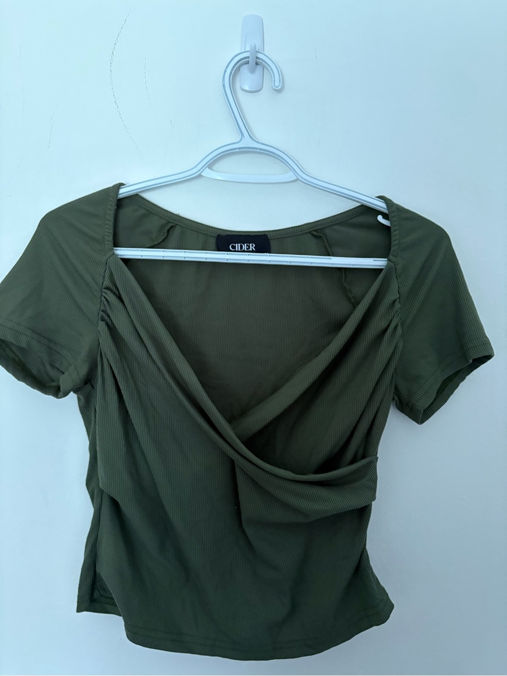Cider Olive Green Twist-Detail Short Sleeve Top